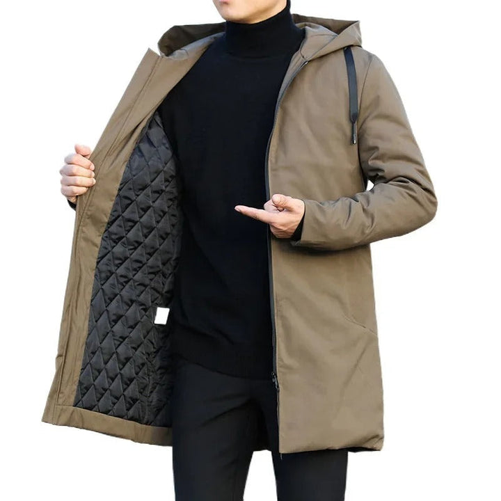 Gary – Sleek Hooded Windbreaker