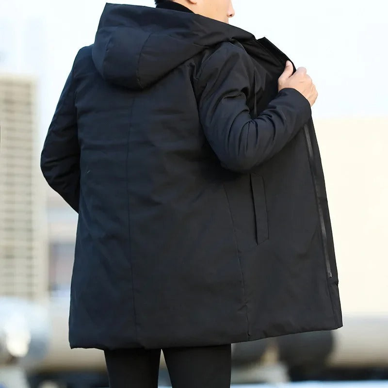 Gary – Sleek Hooded Windbreaker
